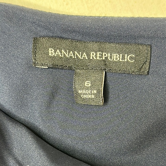 Banana Republic One Shoulder Bow Detail Striped Side Zip Top Size 6 - Picture 7 of 11